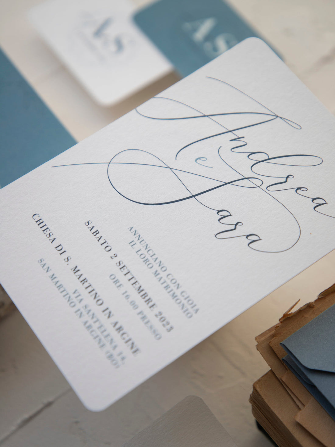 I Font Perfetti per le Partecipazioni di Matrimonio: Guida per Trovare il Tuo Stile ✍️💌