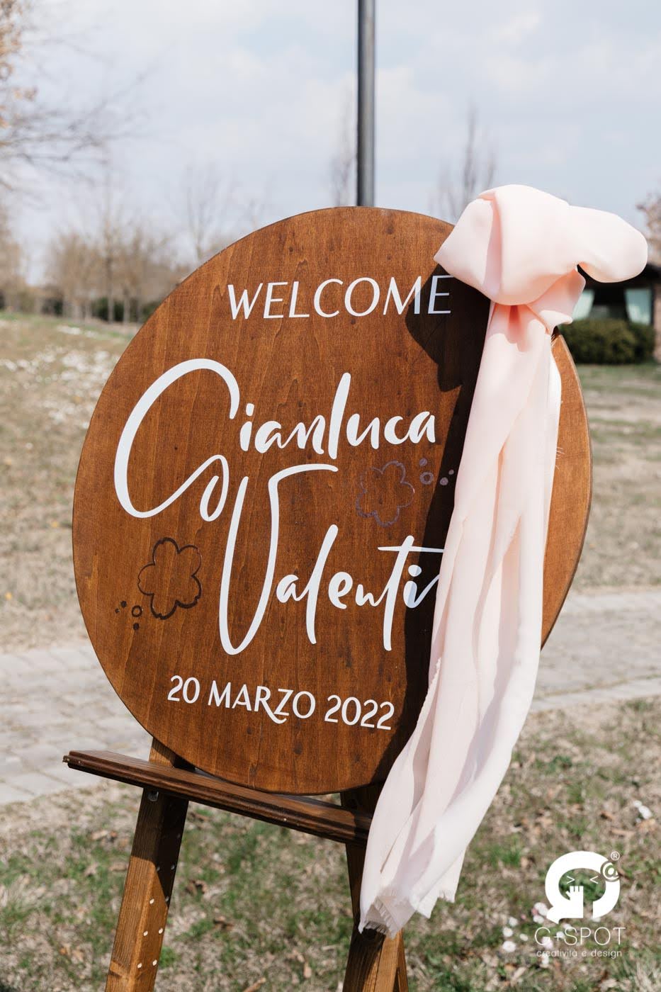 Matrimonio a tema Studio Ghibli di Gianluca e Valentina, con tableau su lanterne giapponesi, personaggi 3D, menù omamori e bomboniere furoshiki.