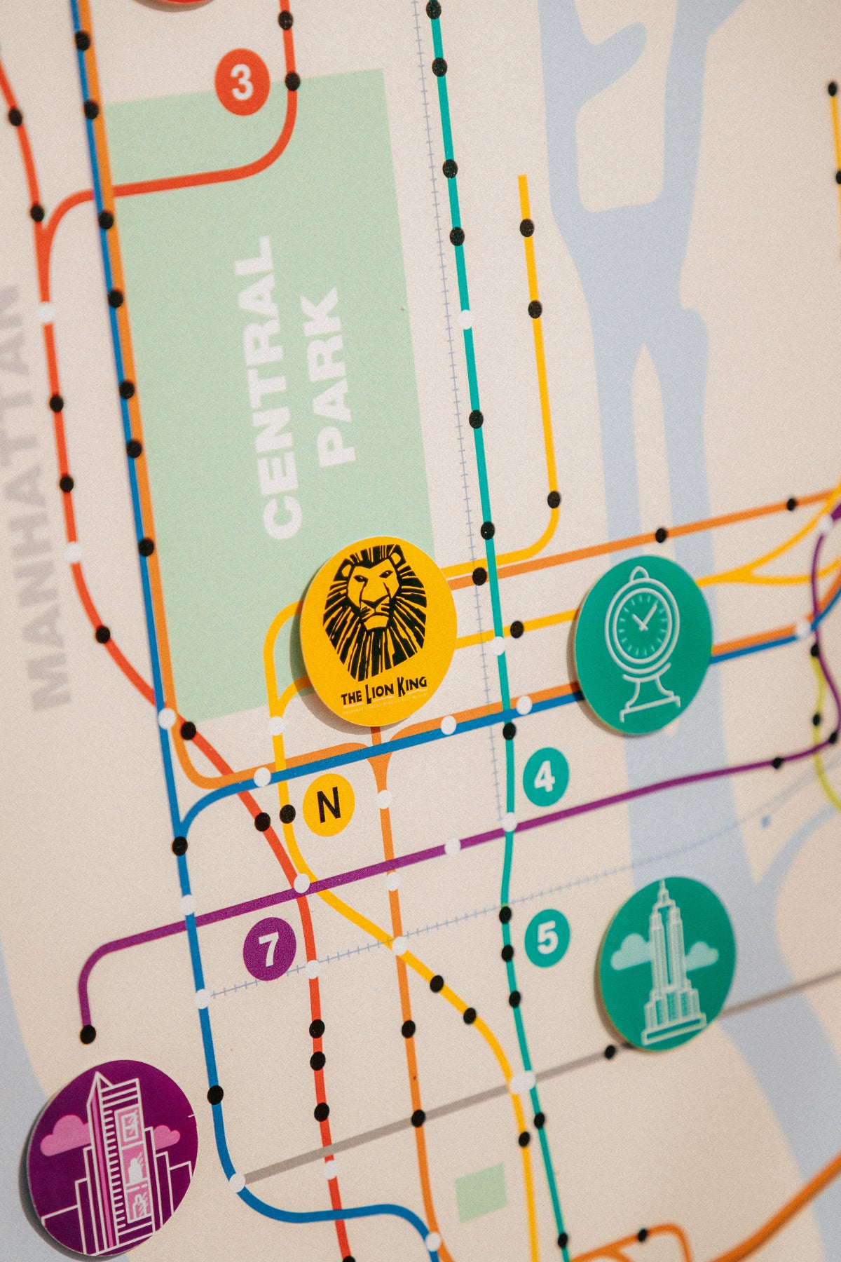 Wedding design a tema New York per Andrea e Ilaria, con tableau della metropolitana, menù coordinati e segnatavolo ispirati alla NYC Subway