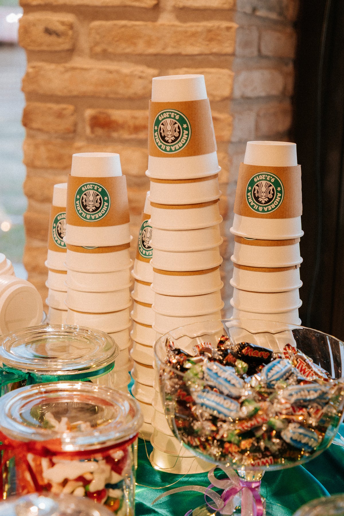 Wedding design a tema New York per Andrea e Ilaria, con tableau della metropolitana, menù coordinati e segnatavolo ispirati alla NYC Subway