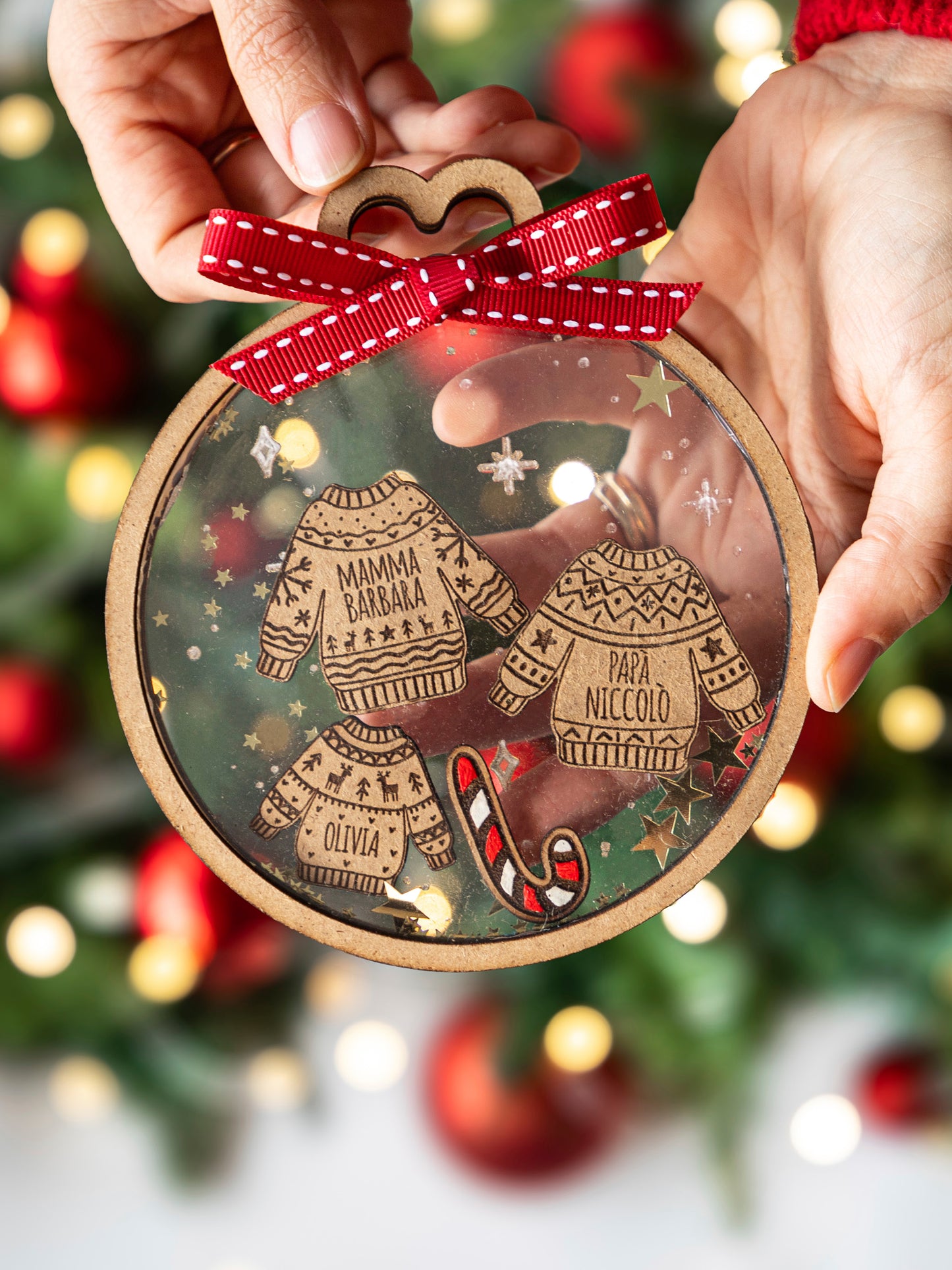 Palla di Natale con mini maglioncini personalizzati