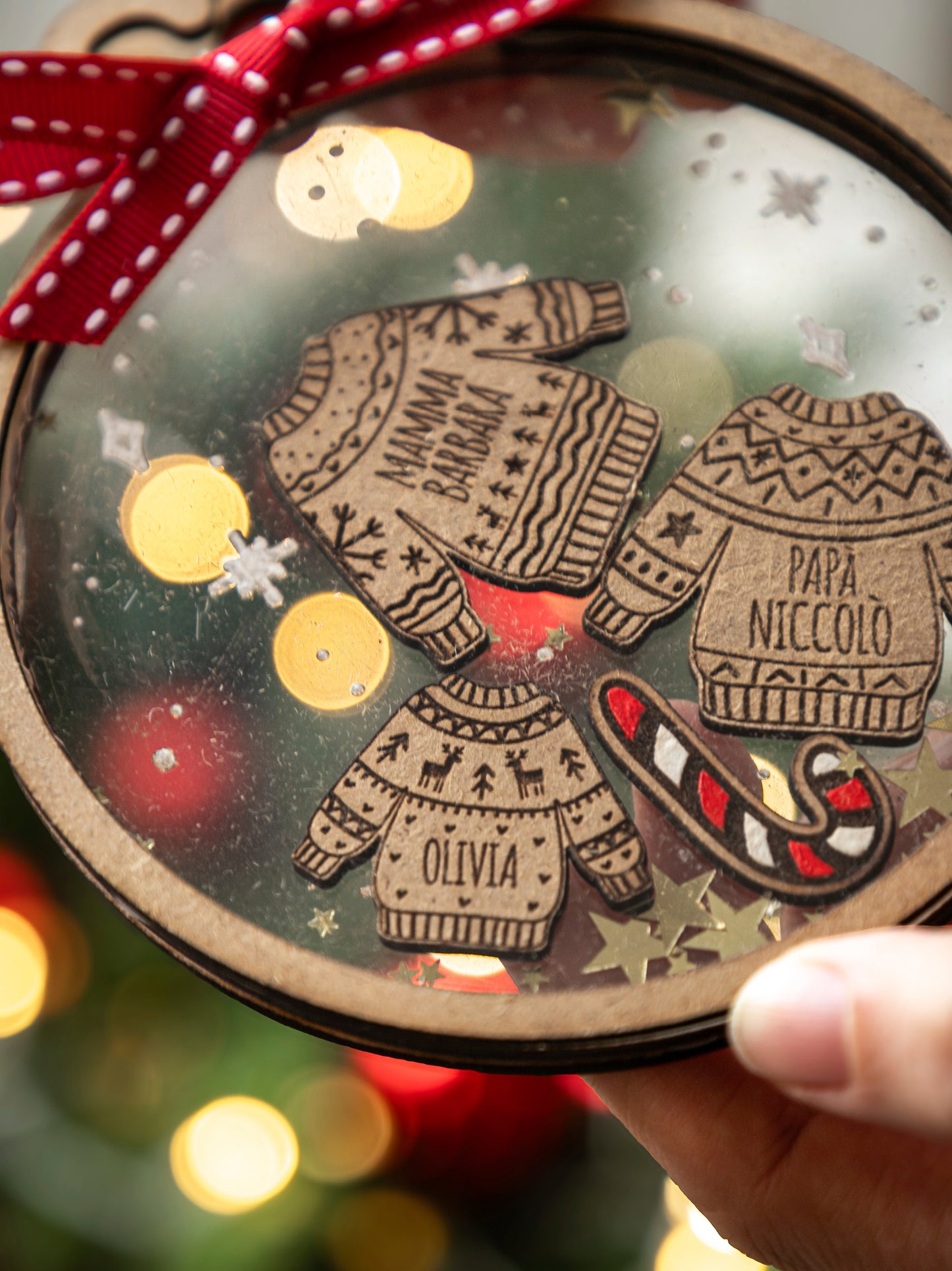 Palla di Natale con mini maglioncini personalizzati