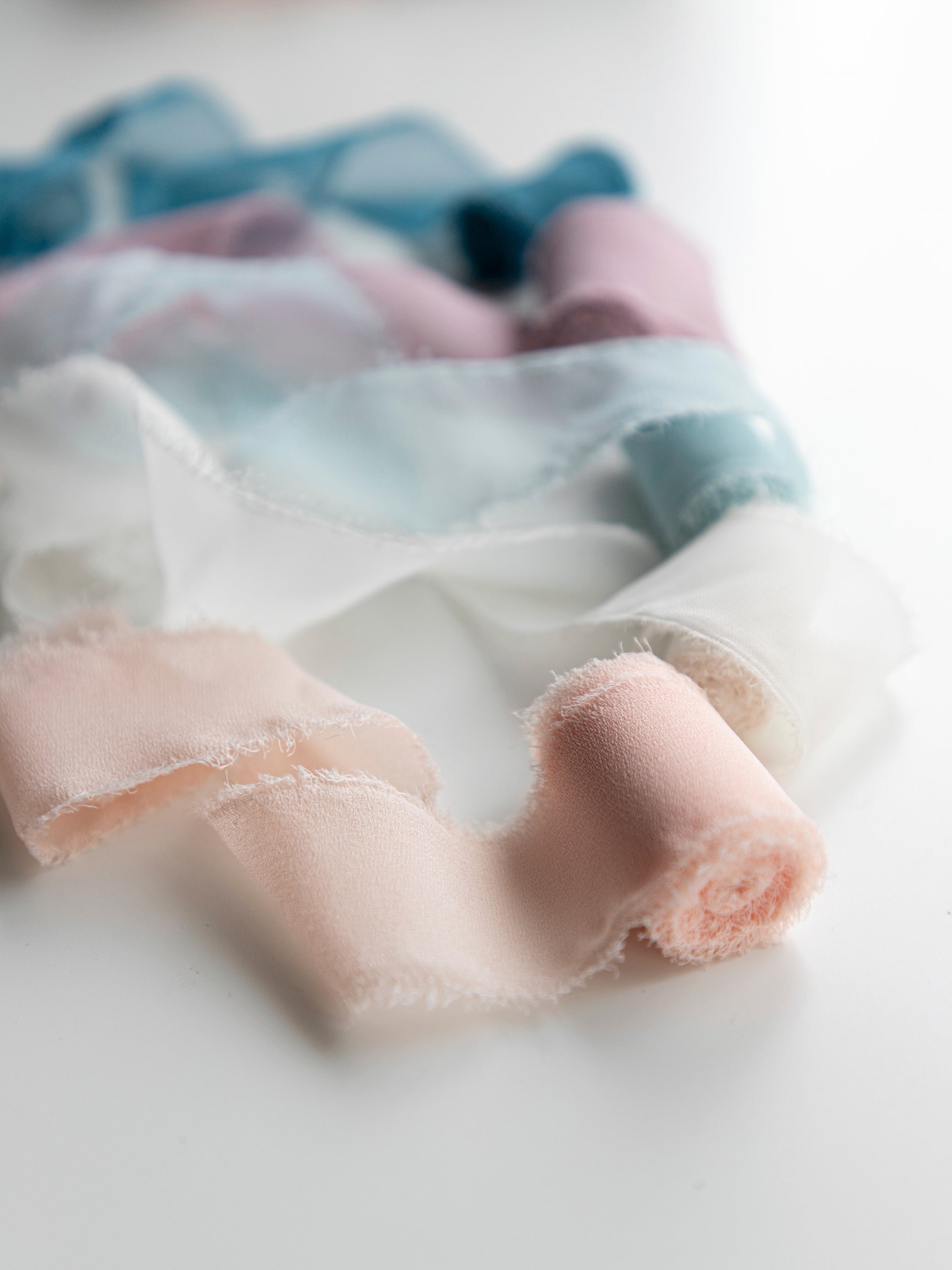 Nastro chiffon sfrangiato per partecipazioni | Pack 5
